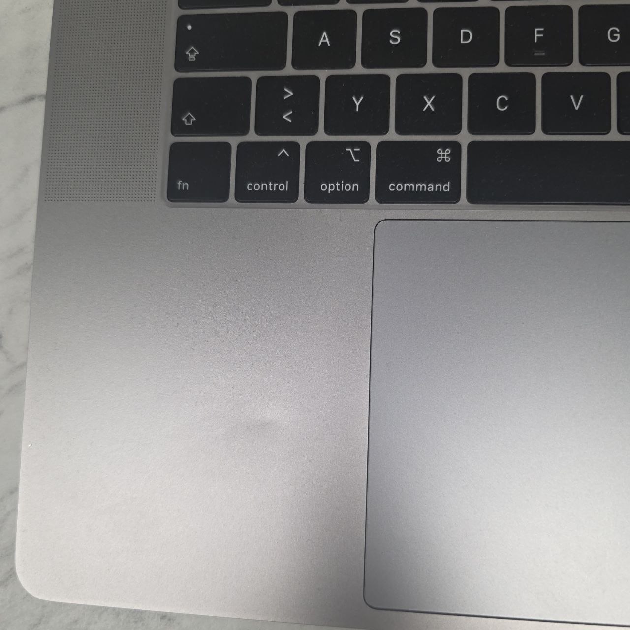 Apple MacBook Pro 16-inch 256 Silber